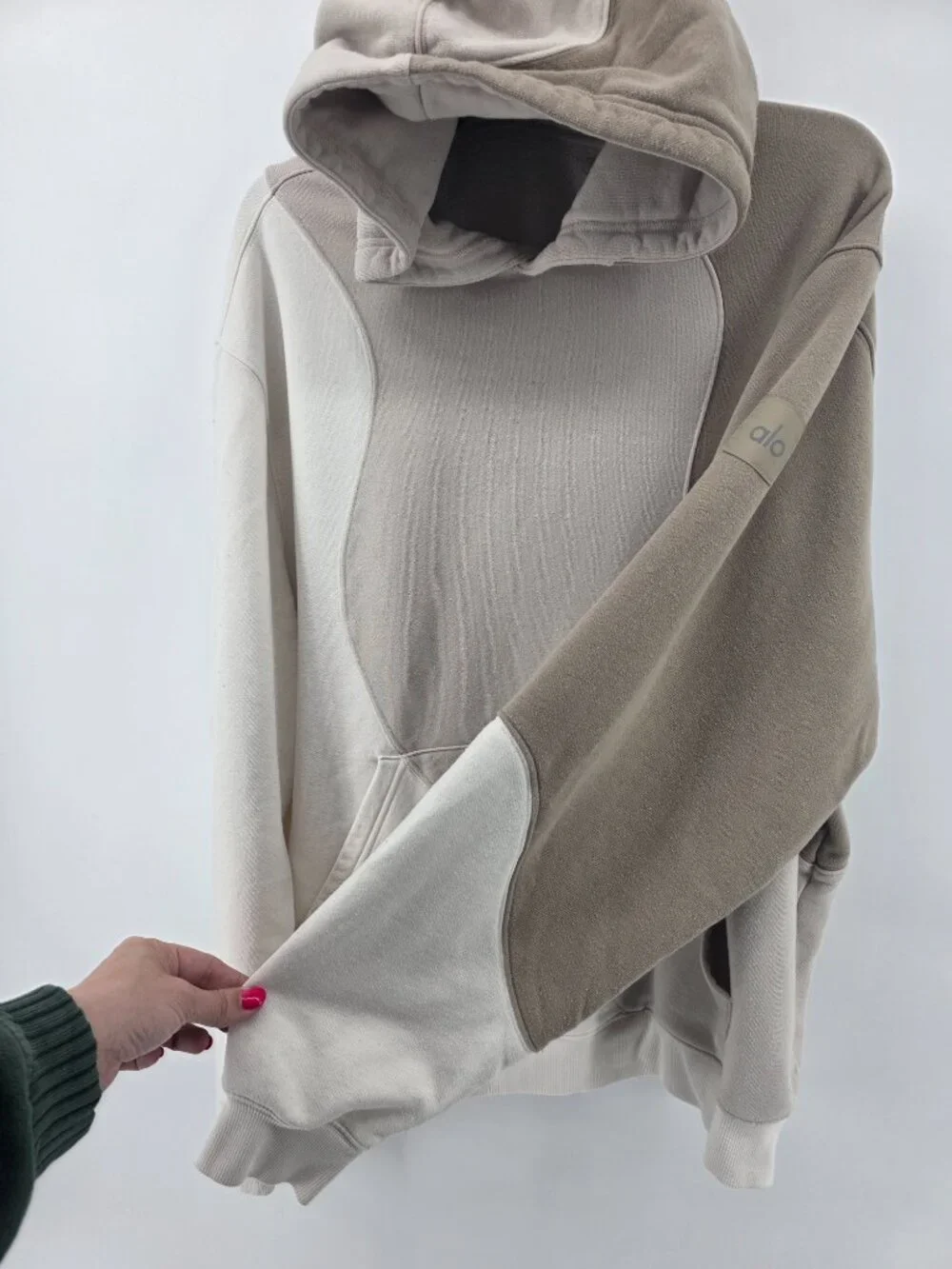 Alo Yoga Two-Tone Colorblock Hoodie & Jogger Set Size M Tan/Stone